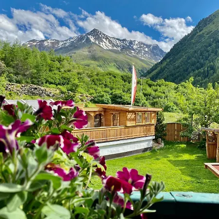 Alpin Apartament *